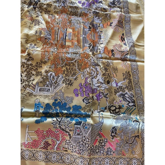 Vintage Asian Tapestry Brocade Piano Shawl Gold Chinese 48" Tablecloth Excellent - Picture 5 of 12